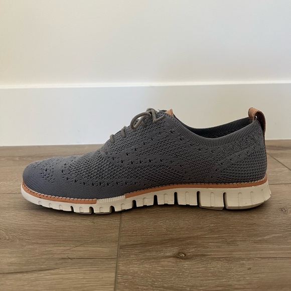 Cole Haan Men’s ZeroGrand StitchLite Wingtip Oxford, size 9 - Picture 2 of 5